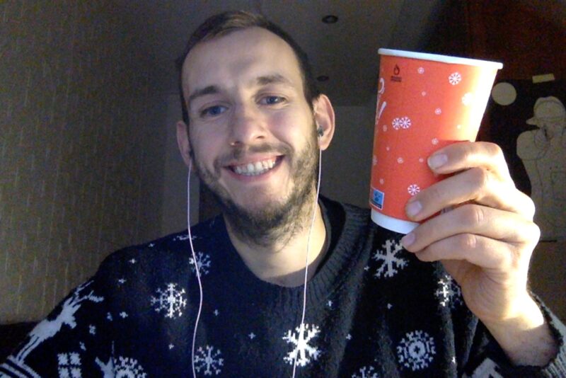 maro kawa moya sweterek